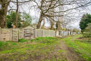 Photo 24- click for photo gallery